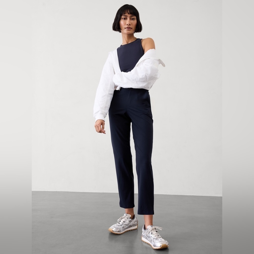 Athleta BROOKLYN MID RISE ANKLE PANT size 6 - Picture 2 of 10
